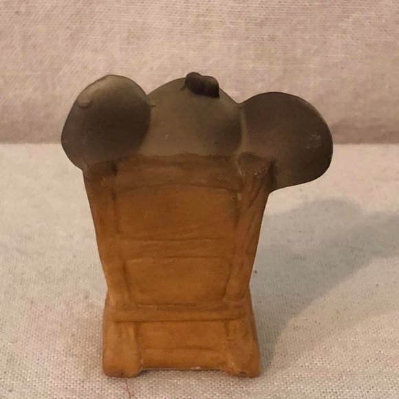 Vintage Ceramic Grandma & Grandpa Mouse Figurines - Picture 4 of 10